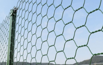 honeycomb fence3